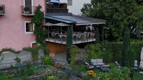 Gudon Hotel | Der Unterwirt Guesthouse - Pool & JRE Restaurant