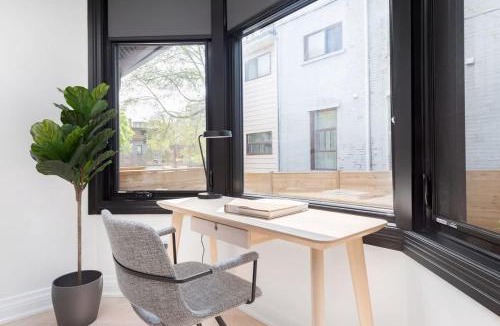 Parkdale Apartment | Designer Toronto Apartment Parkdale Retreat