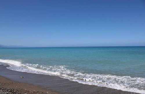 Torrenova House | Detached house with children's area and free parking, 3 minutes from the sea.