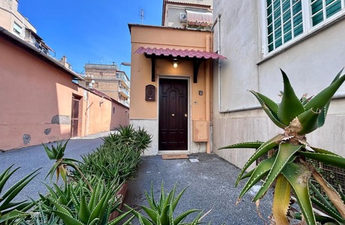 Prenestino-Centocelle House | Domus Stella Alpina