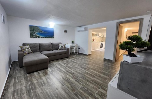 Palermo Apartment | Don Vito's Home, DsG2 Short Lets, 250 mt Metrò