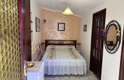 Santa Domenica Bed & Breakfast | Double room with private bathroom