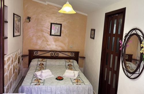 Santa Domenica Bed & Breakfast | Double room with private bathroom
