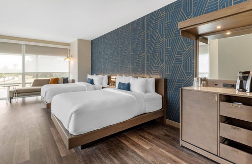 Summerville Hotel | DoubleTree by Hilton Summerville Nexton