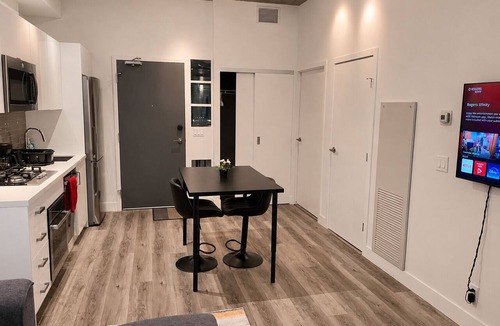 Beltline Condo | Downtown Calgary Haven - Steps to Stampede