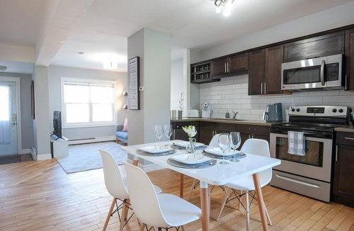 Charlottetown House | Downtown Steps to Holland College