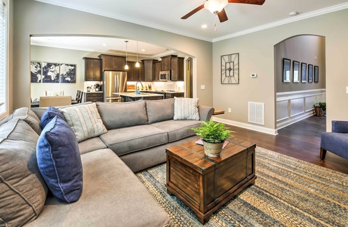 Southern Pines Apartment | Downtown Townhome; Walk to Dine & Shop on Broad St