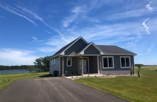 Brackley Beach House | Dunes View Cottage