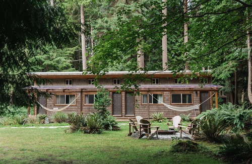 Savary Island Cabin | Earth Suite 2 - self contained 4 person cabin with luxury facilities