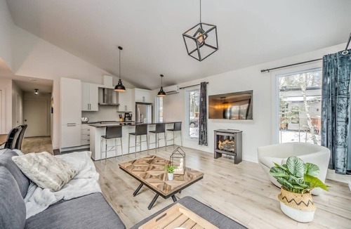 Pont-Rouge Ski Chalet | Eau Vive - Nature Escape near Quebec City