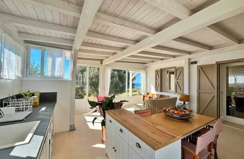 Scicli House | Eco-friendly villa with sea view in Sampieri