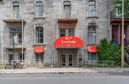 Gay Village Hotel | Econo Lodge