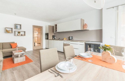 Gais Apartment | Eder Apartment Neuhaus with Mountain View, Private Terrace and Wi-Fi