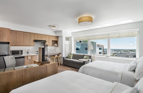 Calgary Hotel | Element by Marriott Calgary Airport