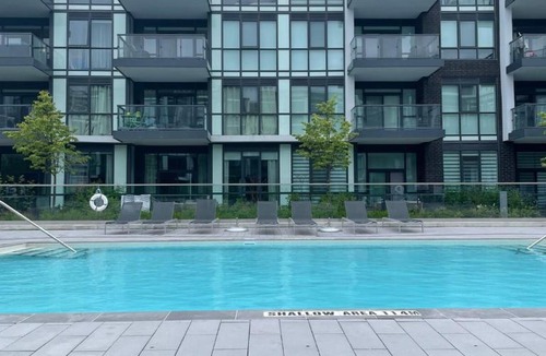 Innisfil Apartment | Elevate Your Escape All season Resort