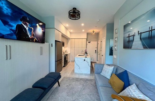 Innisfil Apartment | Elevate Your Escape All season Resort