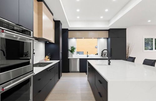 Cordova Bay House | Elevated Luxury