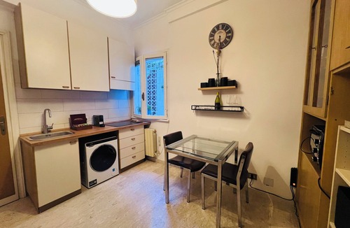 Tor di Quinto Apartment | Emerald Fleming Suite