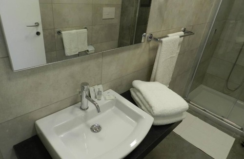 Gela Hotel | Erasmus Hotel