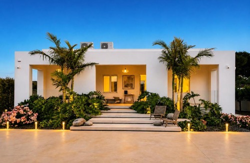 Marsala Villa | ESSENCE DESIGN VILLA with POOL
