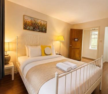 Kerrisdale Bed & Breakfast | Evergreen House