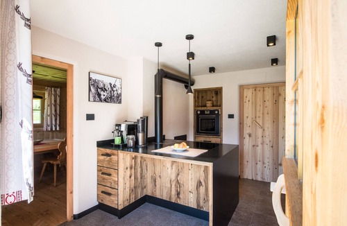 Valle Aurina Ski Chalet | Exclusive Alpine Eco Chalet Oberkofl with Mountain Views, Private Terrace, Hot Tub, Wi-Fi
