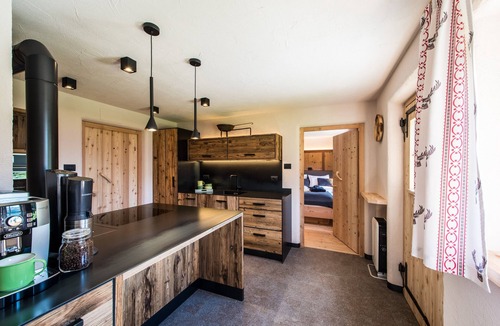 Valle Aurina Ski Chalet | Exclusive Alpine Eco Chalet Oberkofl with Mountain Views, Private Terrace, Hot Tub, Wi-Fi