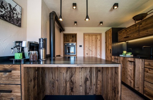 Valle Aurina Ski Chalet | Exclusive Alpine Eco Chalet Oberkofl with Mountain Views, Private Terrace, Hot Tub, Wi-Fi