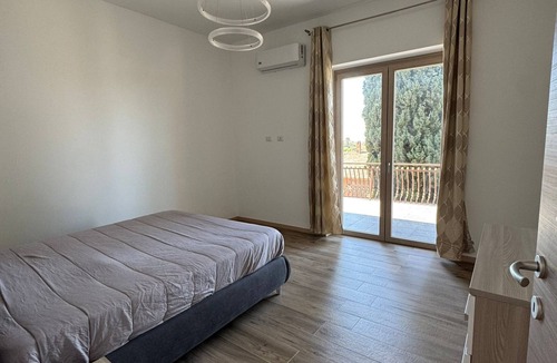 Fonte Nuova Villa | Exclusive Villa in Fonte Nuova: Private Park & Stunning Rome Skyline