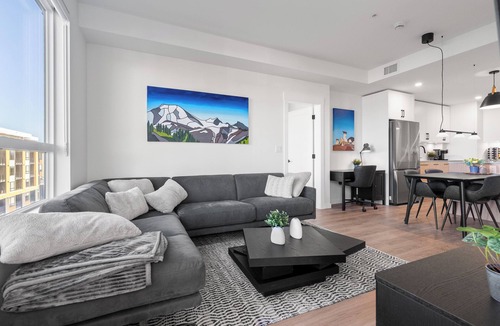 Aldergrove Apartment | Executive Country Living without Compromise