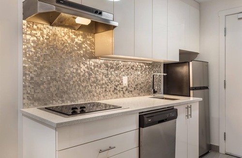 Calgary Hotel | Executive Residency by Best Western Calgary City View North