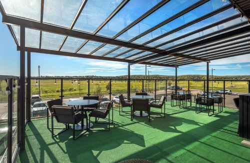 Calgary Hotel | Executive Residency by Best Western Calgary City View North