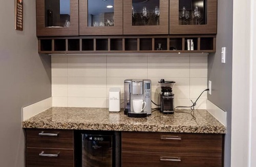 Bear Mountain Resort Apartment | Executive Resort-Style Living in Victoria