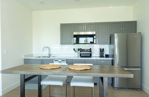 Regional District of Nanaimo House | Executive Studio with Ocean & Mountain Views