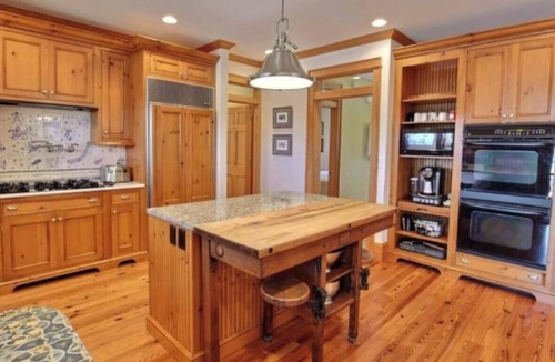Ocean Hill Cottage | Experience the magic of Corolla - Ocean Views 6 bedroom cottage steps to beach
