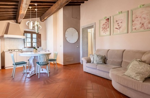 Chianni House | für 10 Personen und 4 Kinder in Chianni, Toskana (Provinz Pisa) by Interhome