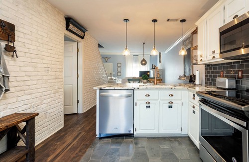 National Hills House | Fabulous 3BR Townhome with Cozy Backyard only 1.4 ml from Augusta National