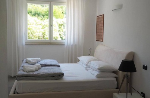 Bardolino Apartment | Fair View Apartment, 1st Floor