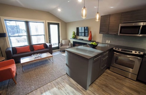 Queens Square Bed & Breakfast | Fairholm Boutique Inns