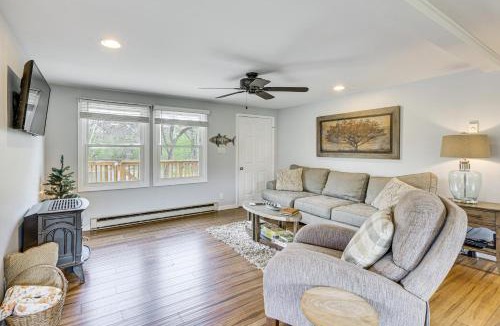 Eagle Rock House | Fire Pit + Patio: Creekside Cabin in Eagle Rock!