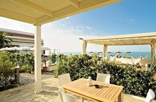 Marchesana Apartment | Flat 'Ancora Bianca' with barbecue