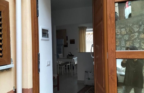 Pollina House | Flat with balcony