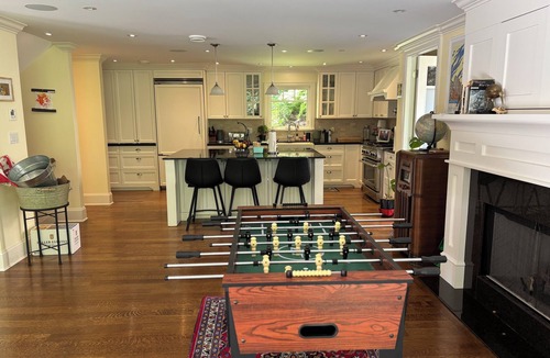 Lynn Valley House | Forest oasis in North Van. Entire home: large, modern, creekside with hot tub.
