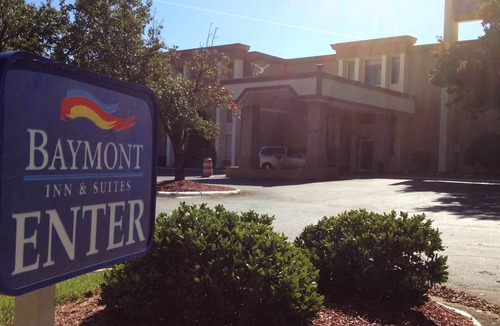 Paw Creek Hotel | Four Points by Sheraton Charlotte Airport