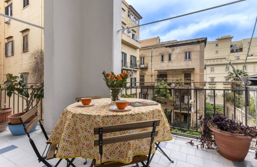 Ruggero Settimo Apartment | From the Baron and Baroness, charm and art's house with terrace