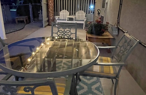 Okanagan-Similkameen Apartment | Gamay Garden Suite