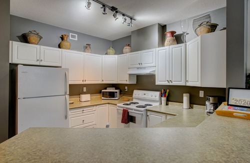 North End Condo | Garden level getaway at Discovery Bay