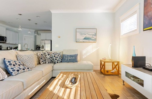 Folly Field House | Gated community, close to beach, heated pool, golf cart for rent