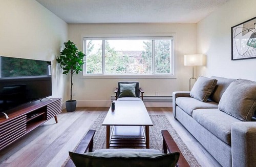 Surrey Apartment | Gateway Furnished Apartments Suite Twenty One