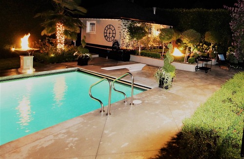 Shaughnessy House | Georgian House - Vancouver luxury with private yard, sauna & outdoor pool
